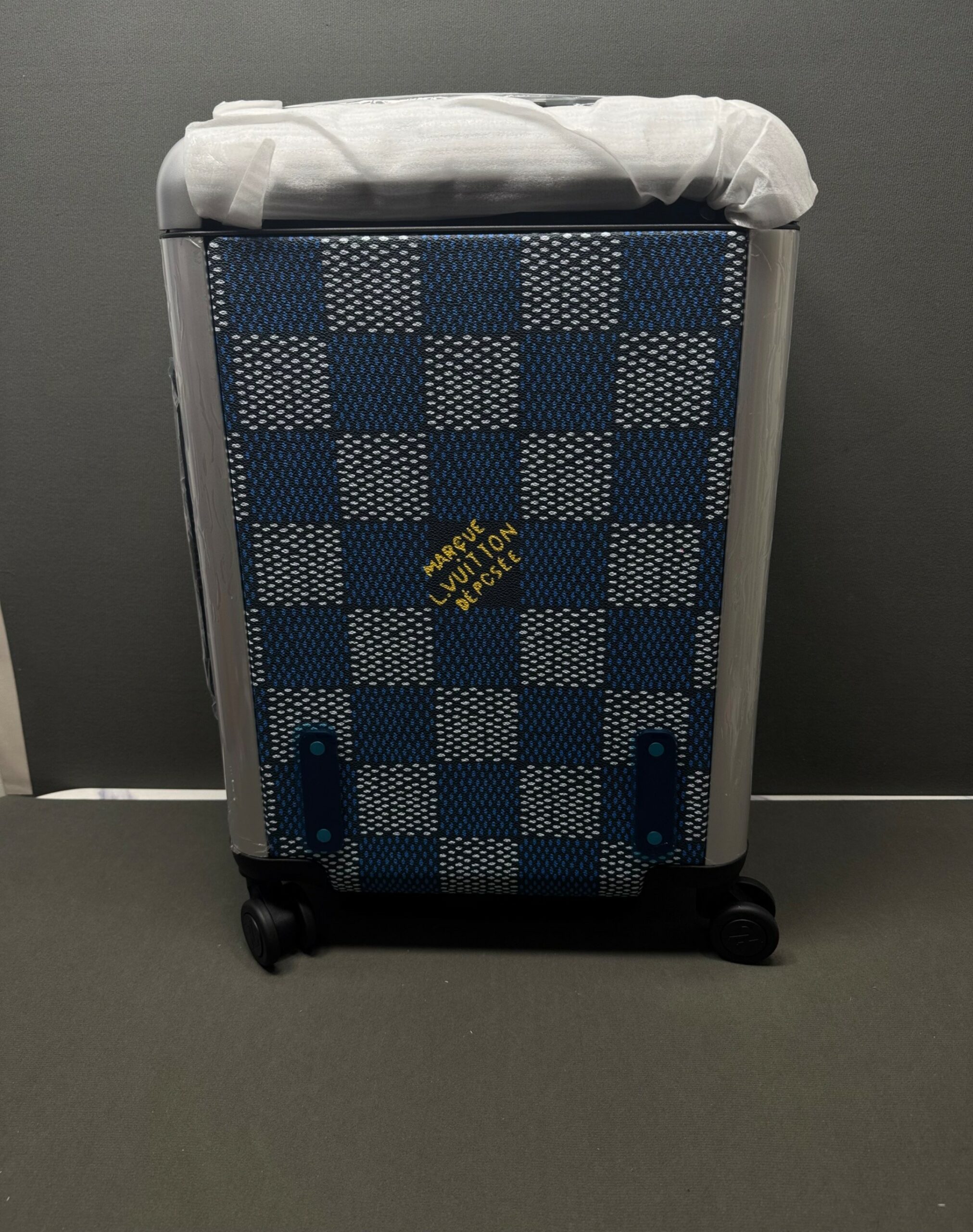 L0vis Vvtt0n Horizon 55 Suitcase Blue 21.7in/55cm N40684