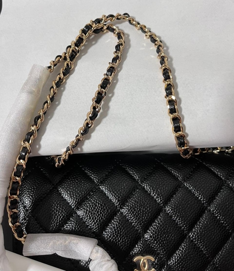 Ch**el CO-CO Classic Wallet On Chain 19cm/7.5in Gold Toned Hardware For Women Black