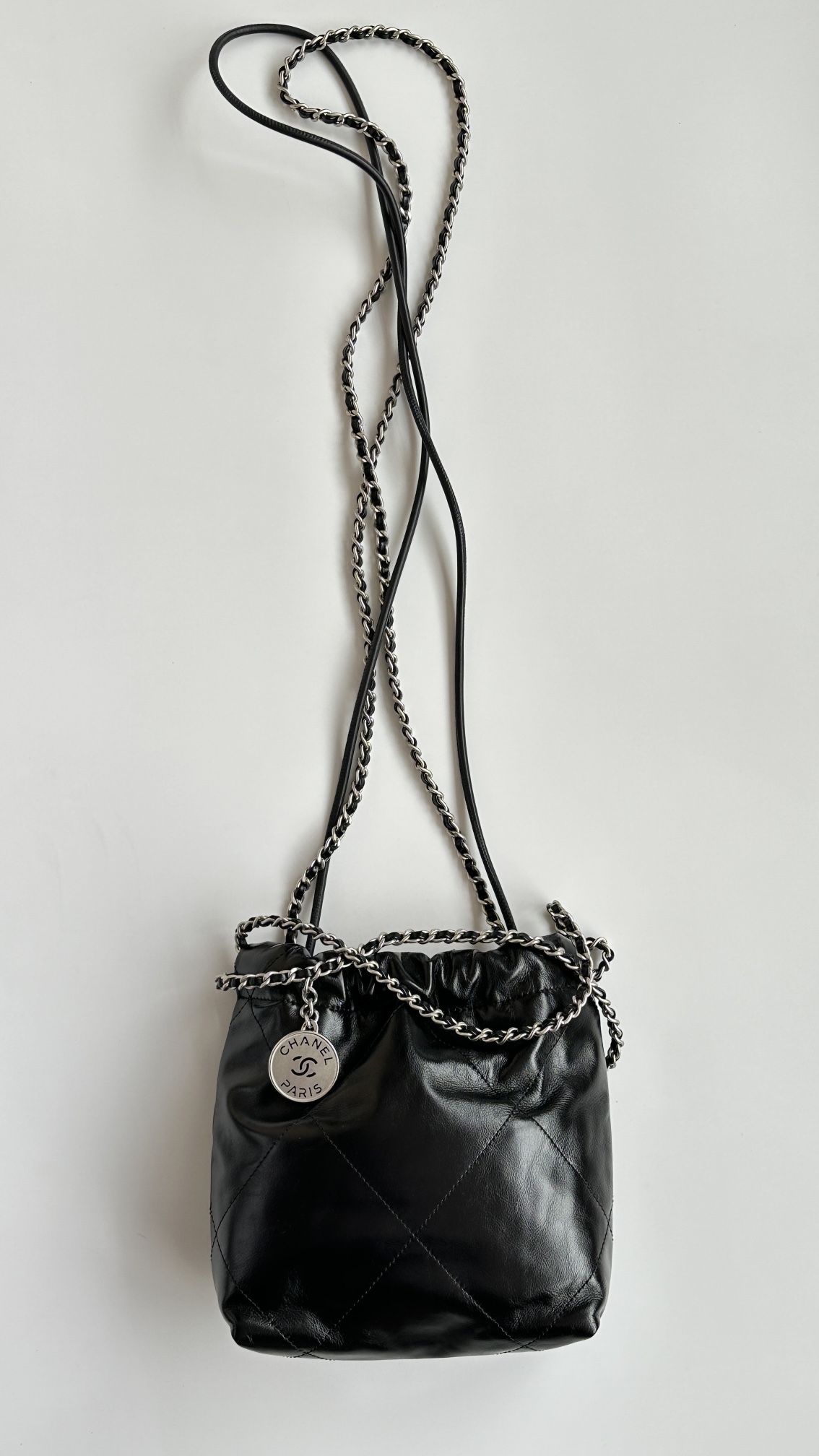 [True-to-ORIGINAL] Ch**el 22 Mini Bag Silver Tone Black For Women 7,1in/18cm
