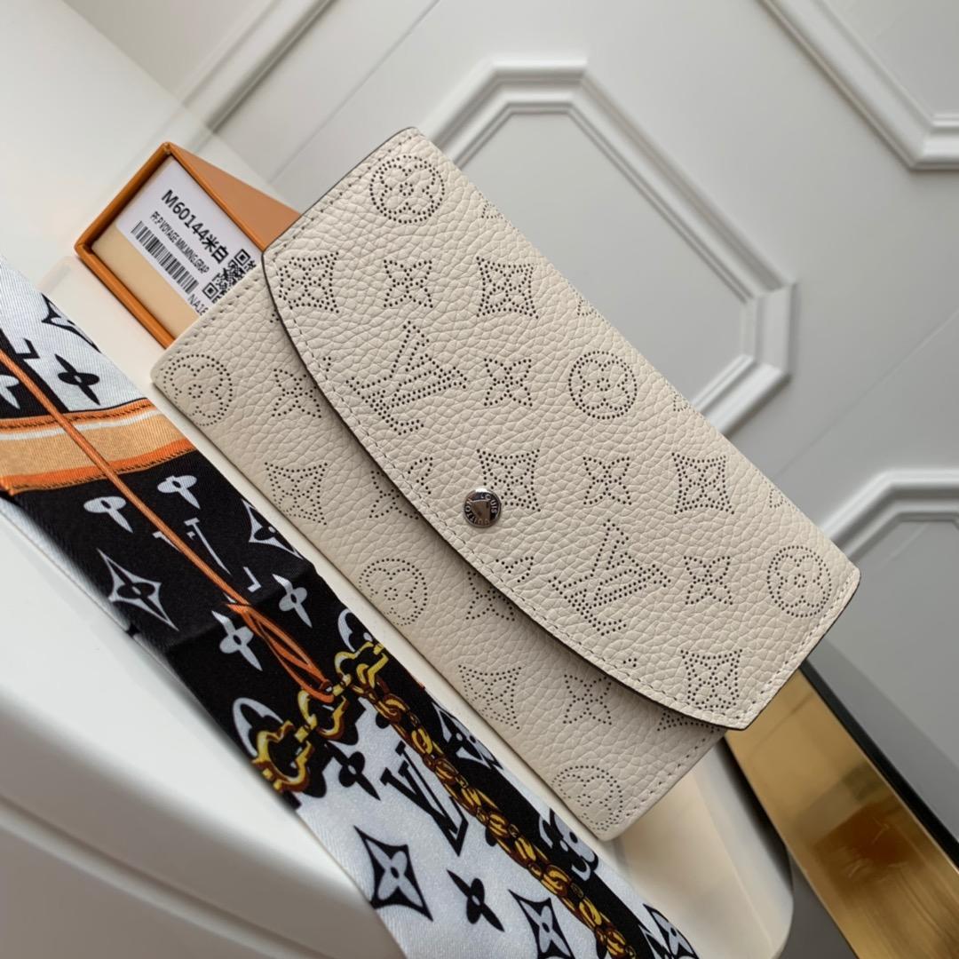 L0vis Vvtt0n Iris Wallet Monogram Canvas Greige For Women, Women’s Wallet 19cm LV M60144