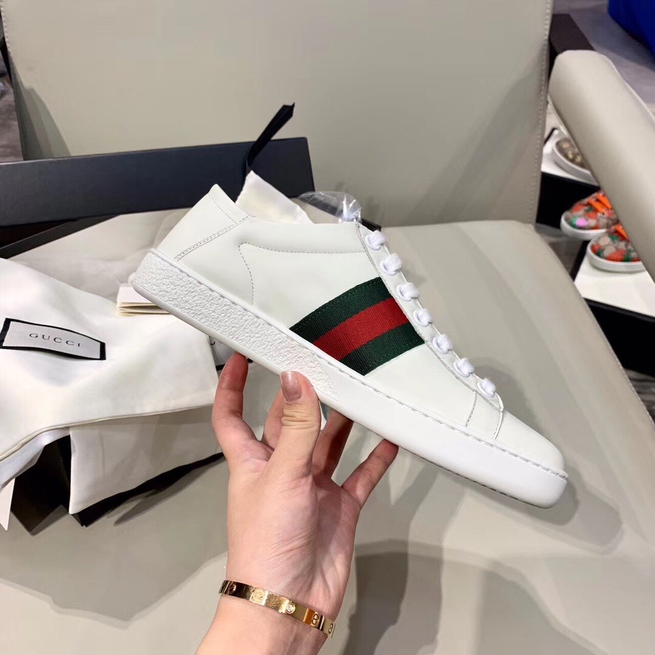 Gvc*1 Women’s Ace Sneaker With Bee White For Women GG