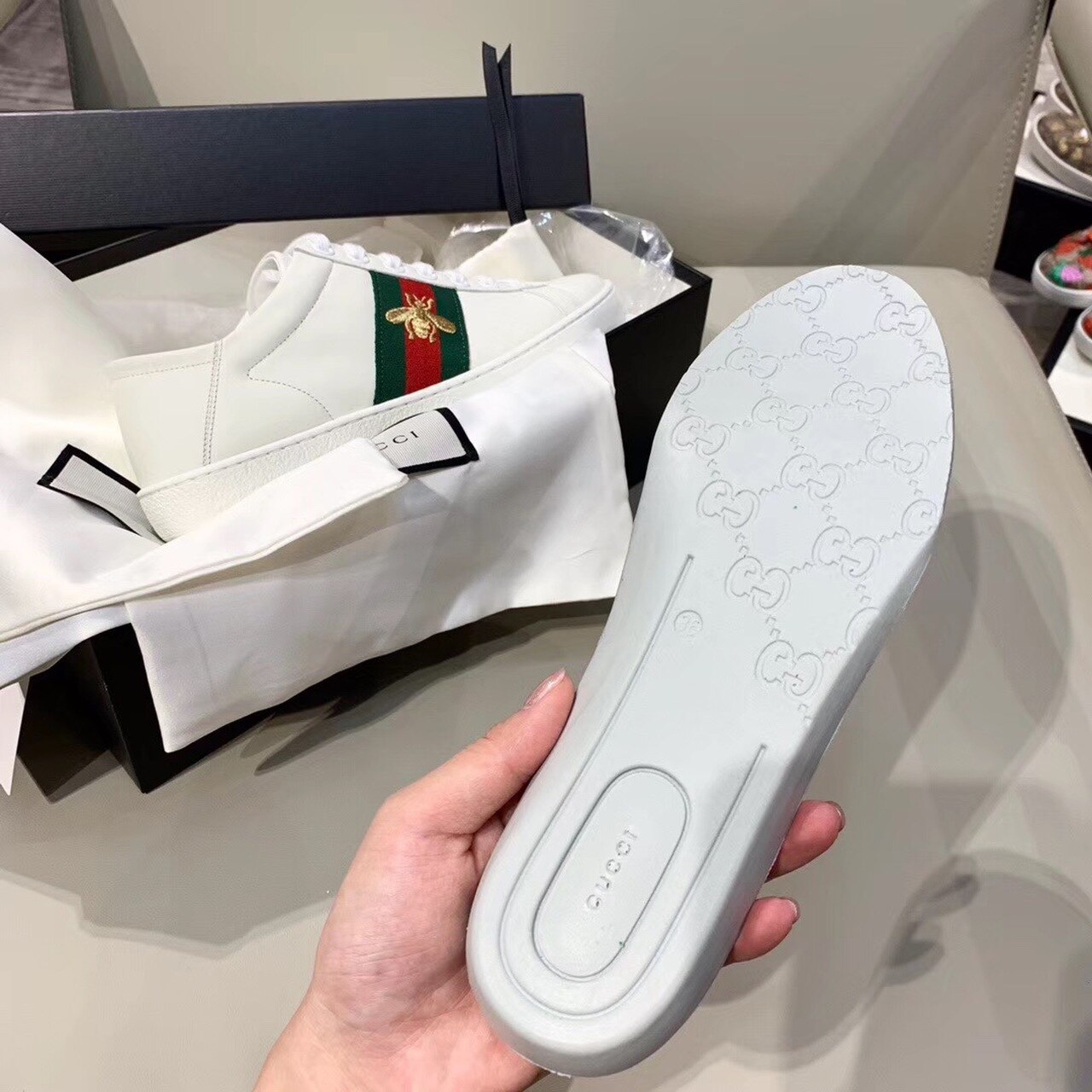 Gvc*1 Women’s Ace Sneaker With Bee White For Women GG