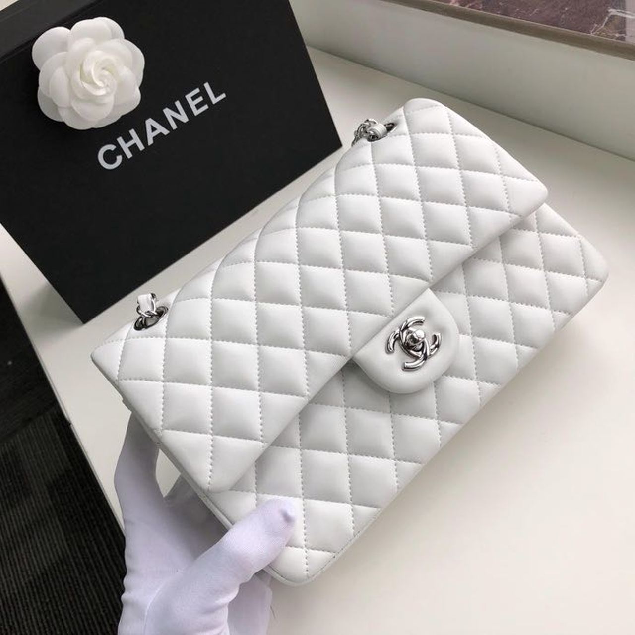 Ch**el Classic HandBag White For Women 9.9in/25.5cm A01112