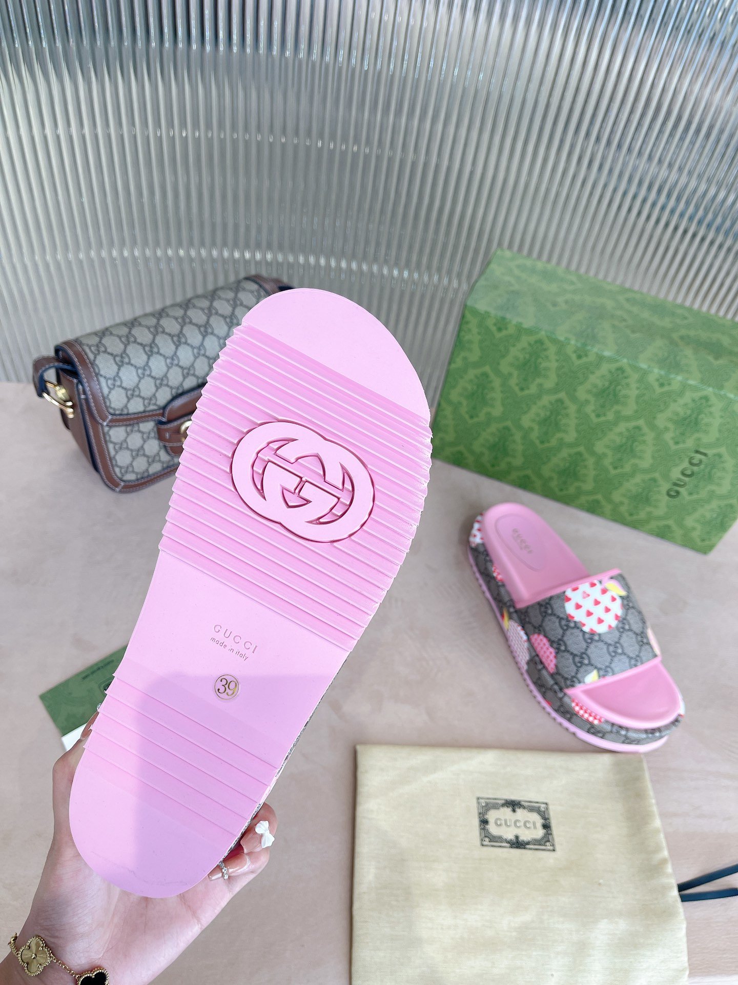 Gvc*1 GG Blooms Svp*me Floral Slide Sandal By Canvas Fabric Pink For Women GG