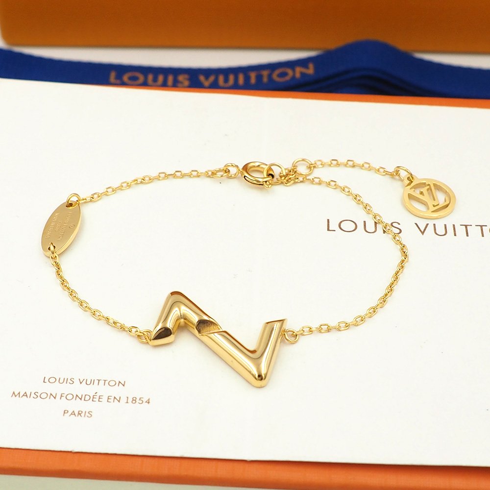 L0vis Vvtt0n Bracelet