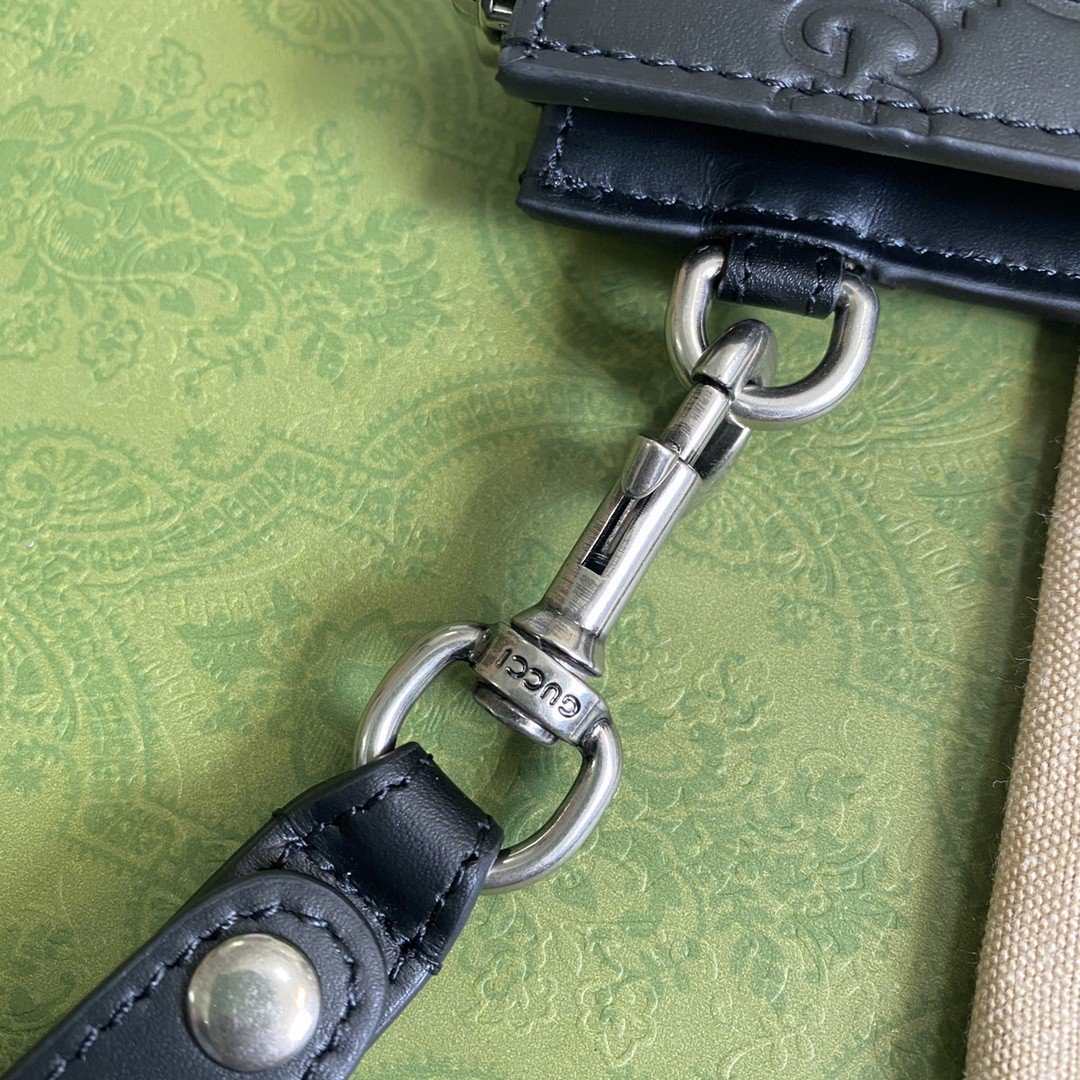 Gvc*1 GG Embossed Pouch Black GG Embossed For Men 12in/30cm GG