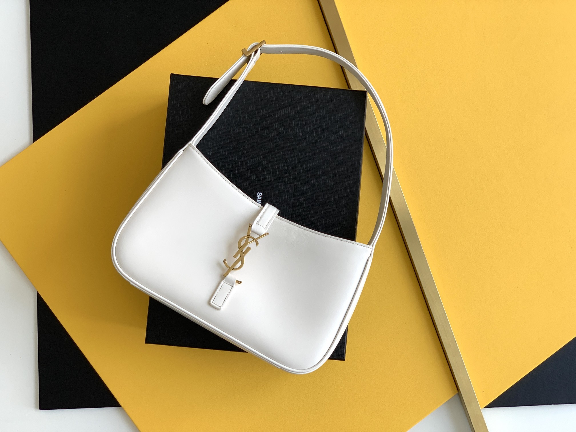 Sa1nt Lau*nt LE 5 À 7 Hobo Bag White Material For Women 9in/23cm Y51 6572282R20W9207