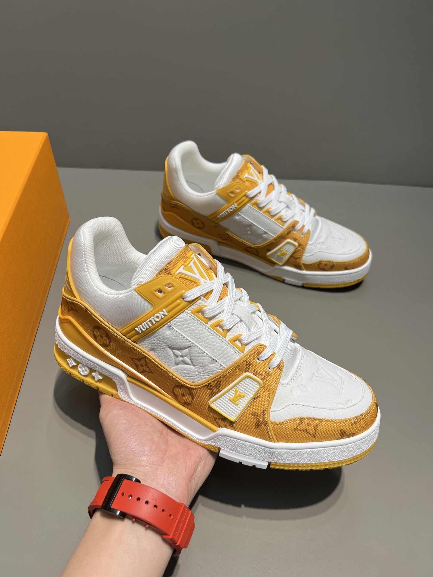 L0vis Vvtt0n Trainer Sneaker Monogram Denim Yellow Virgil Abloh For Men LV 1A9JHJ