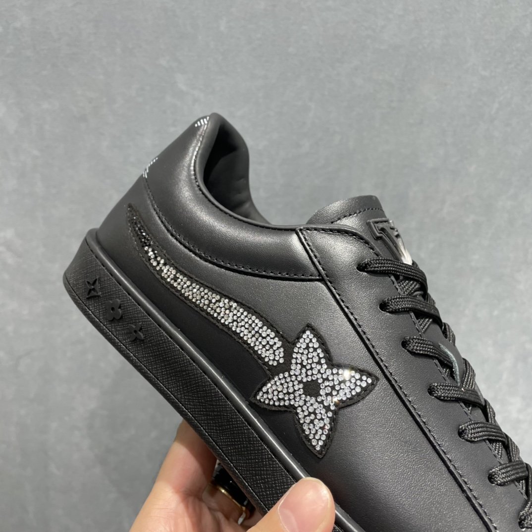 L0vis Vvtt0n Luxembourg Samothrace Sneaker Black For Men LV