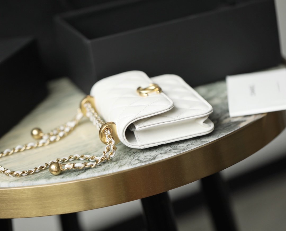 Ch**el CO-CO Clutch With Chain 9.5cm/3.7in Gold Toned Hardware For Women White