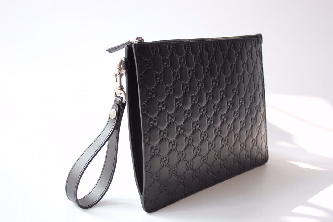 Gvc*1 MicroGvc*1ssima Pouch Black For Men, Men’s Pouch 12in/31cm GG