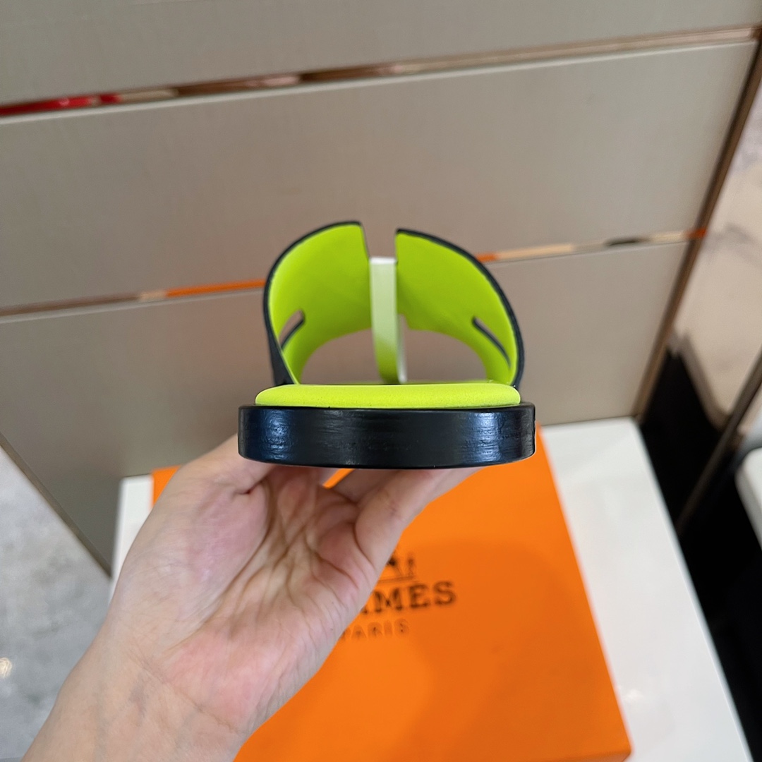 H**me5 Izmir Sandal Black For Men