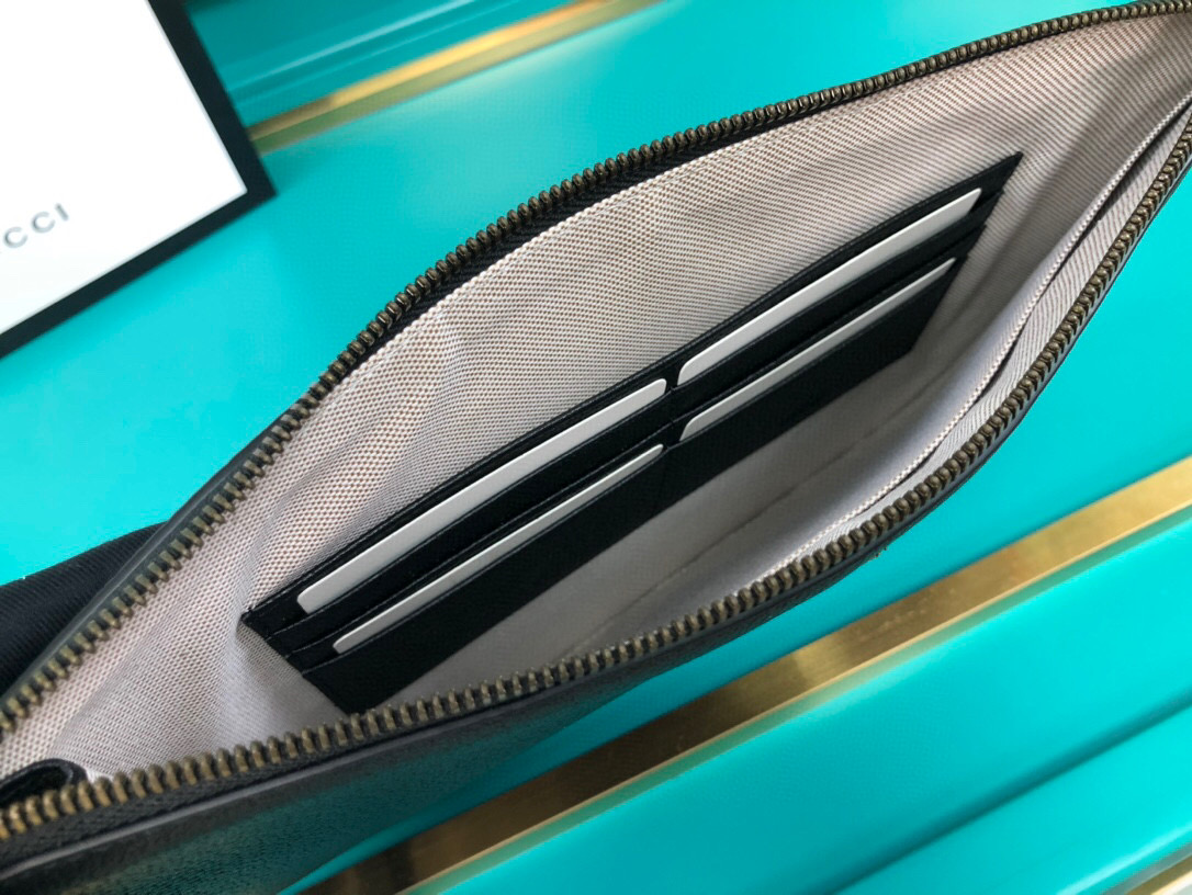 Gvc*1 Animalier Pouch Black with Bee Detail For Men, Men’s Pouch 12in/31cm GG 523684 DJ20T 1000