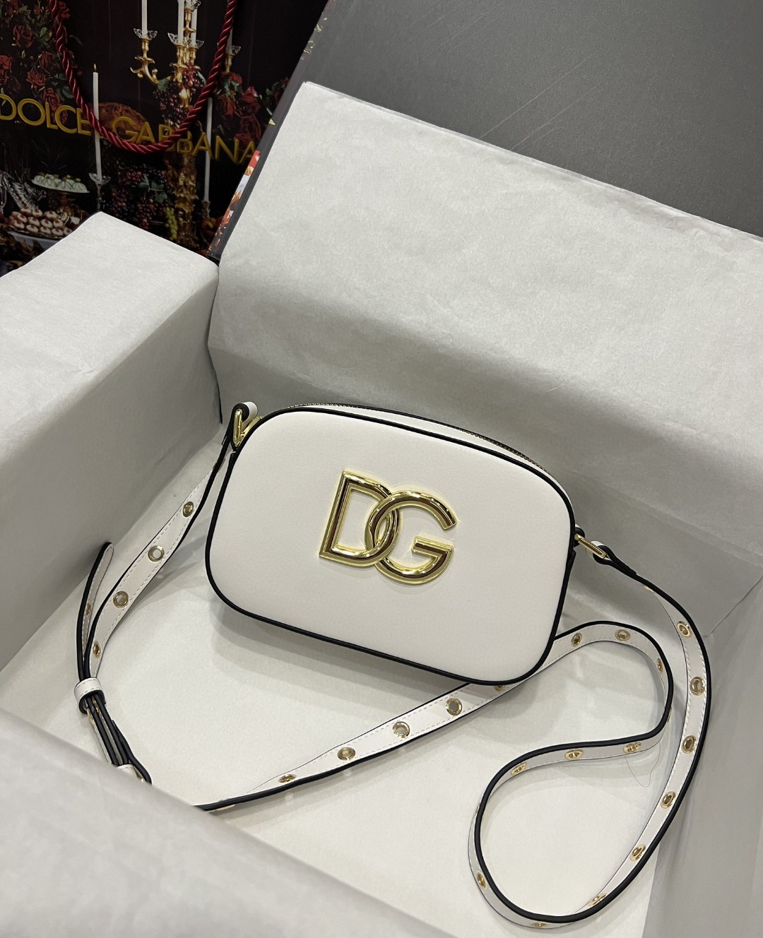 Dolce & Gabbana Crossbody 3.5 Bag White For Women 7.5in/19cm DG BB7095AW57680002