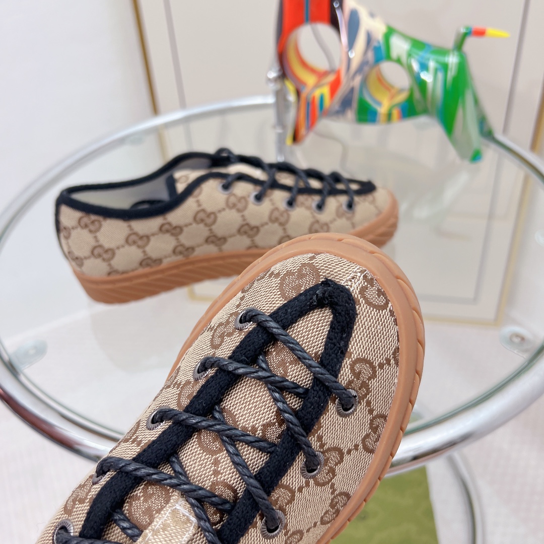 Gvc*1 Women’s Maxi GG Sneaker Beige For Women GG