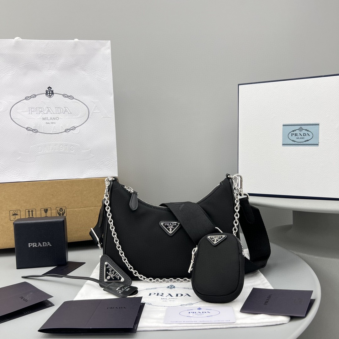 Pra*a Re-Edition 2005 Saffiano Shoulder Bag Black Silver Hardware For Women, Women’s Bags 9.4in/24cm