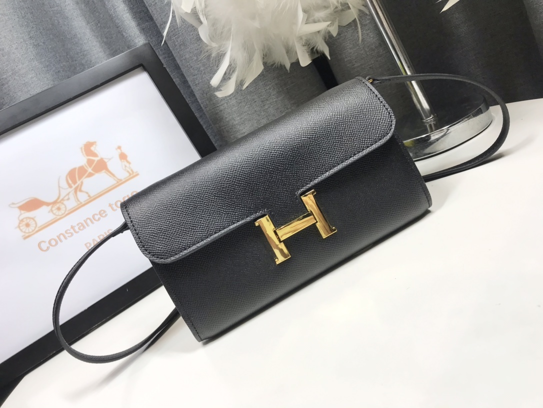 H**me5 Constance Togo Long Wallet 21cm/8.3in Gold Toned Hardware For Women Black