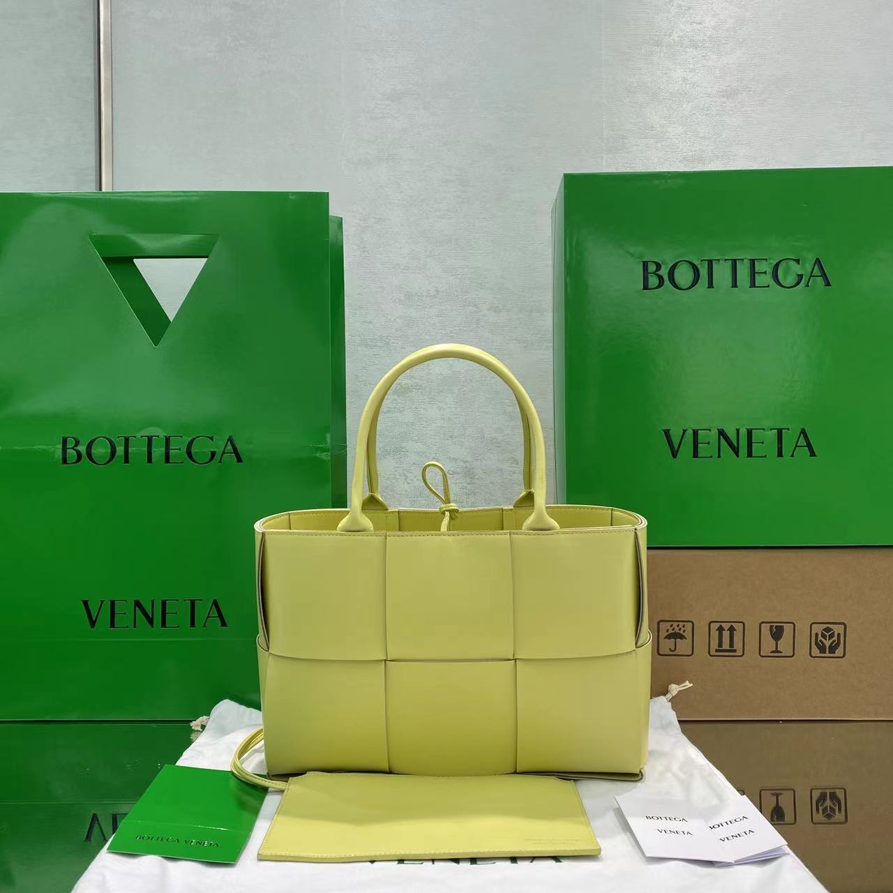 B0tt*ga Ven*ta Small Arco Tote Bag Yellow, For Women, Women’s Bags 14.2in/36cm