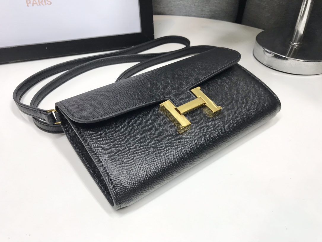 H**me5 Constance Togo Long Wallet 21cm/8.3in Gold Toned Hardware For Women Black