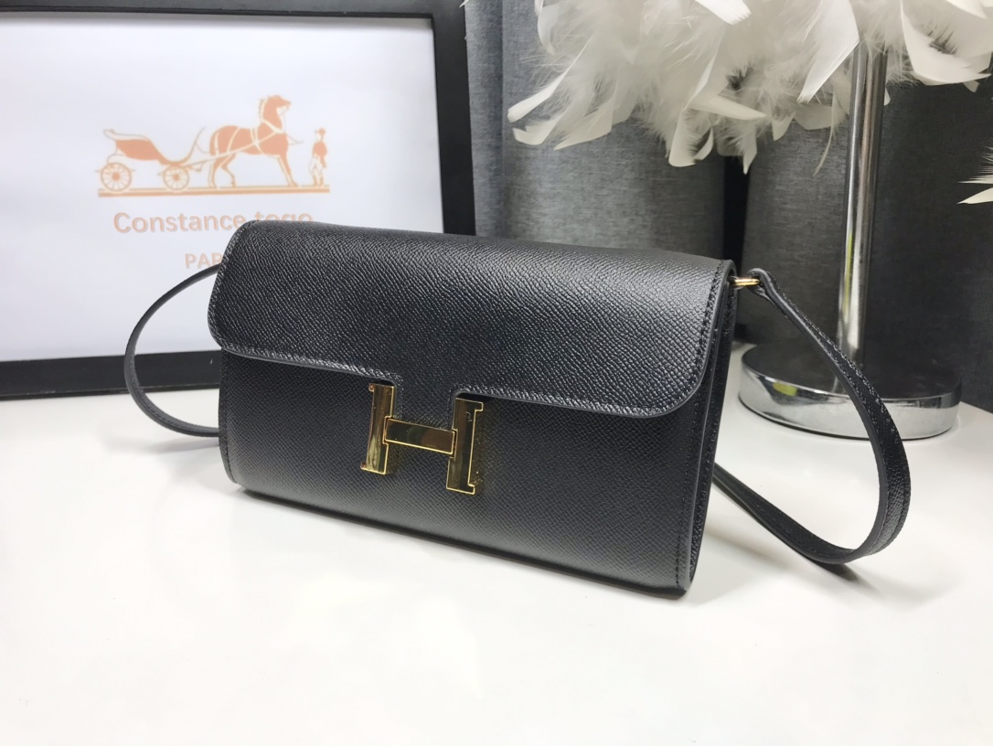 H**me5 Constance Togo Long Wallet 21cm/8.3in Gold Toned Hardware For Women Black