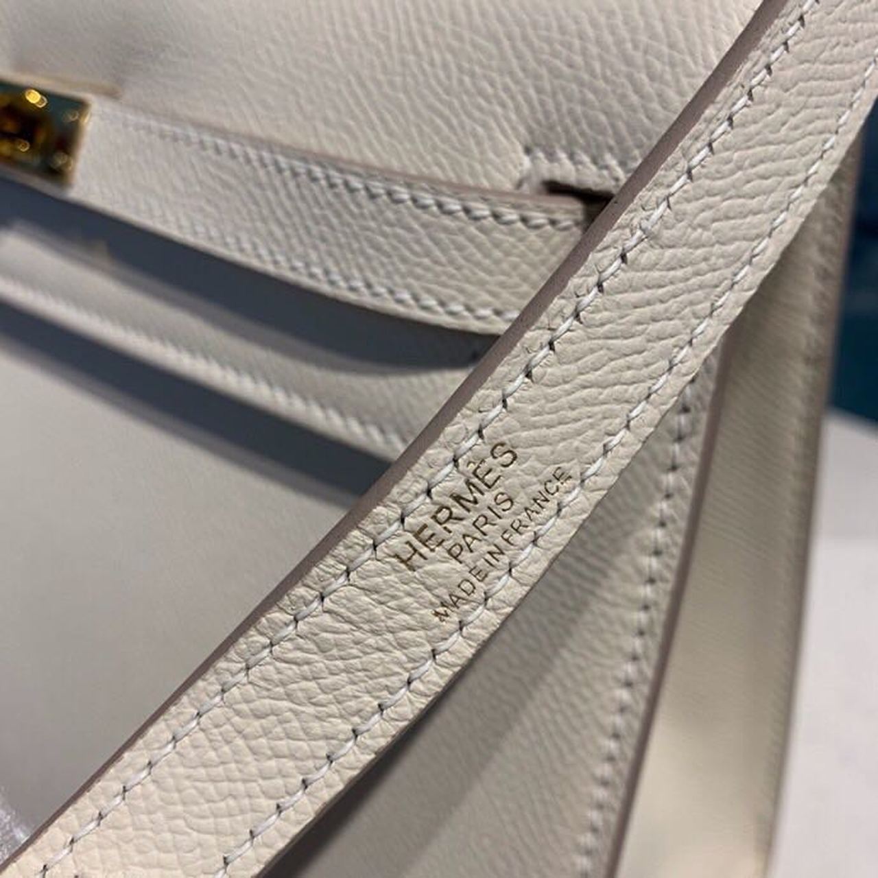 H**me5 Kelly Craie For Women Gold Toned Hardware 10in/25cm