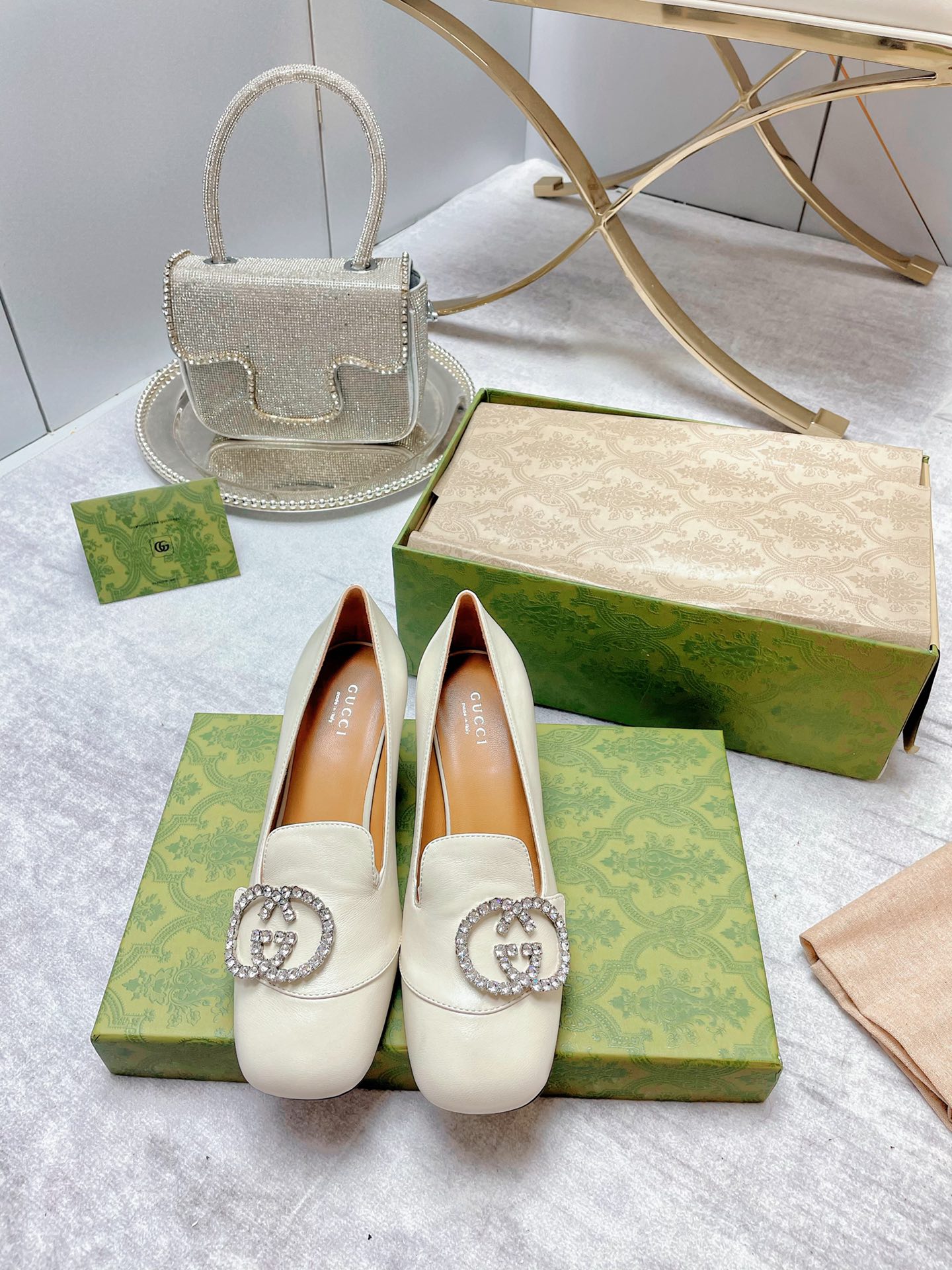 Gvc*1 Women’s Mid-Heel Pump With GG Logo White For Women GG