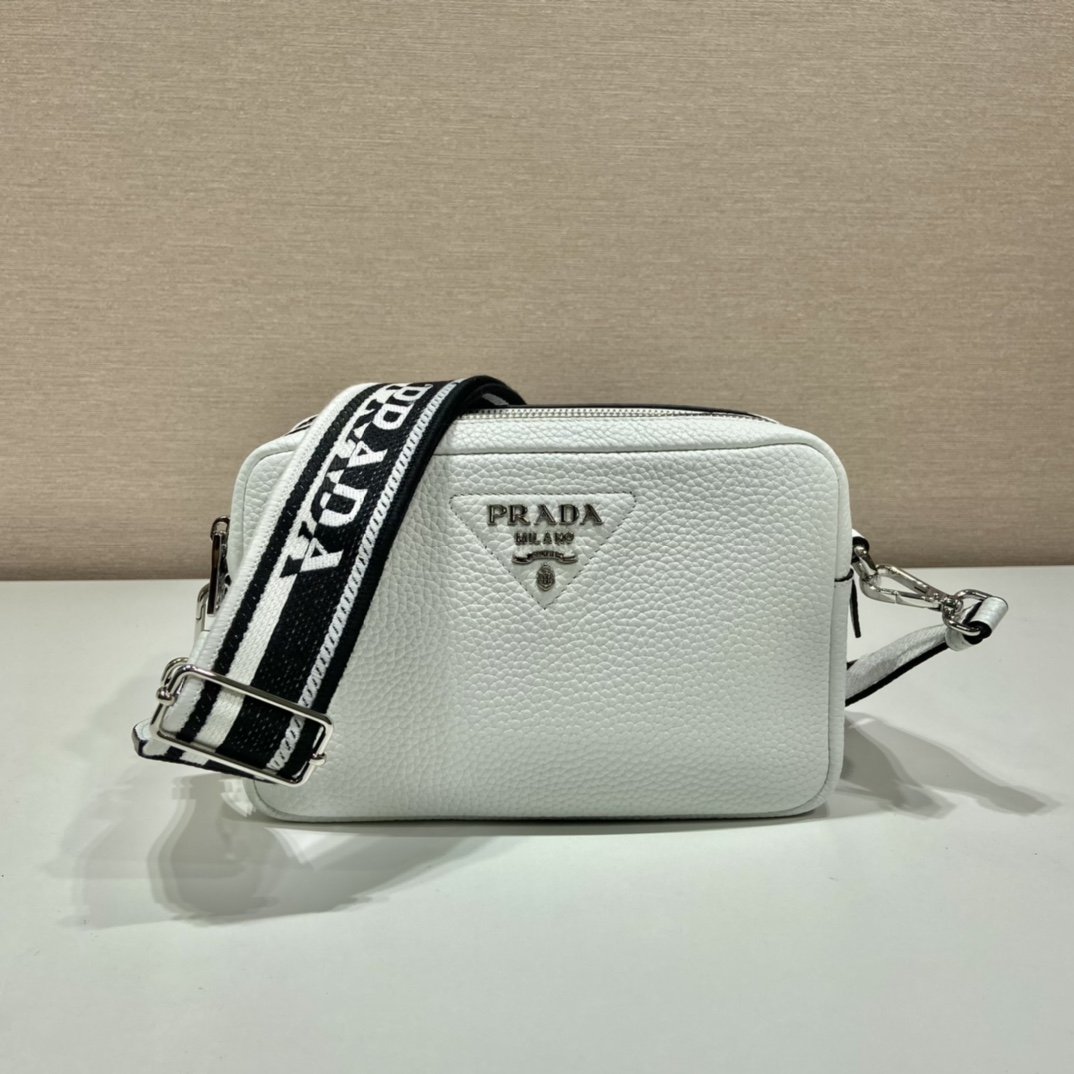 Pra*a Bag With Shoulder Strap White For Women, Women’s Bags 8.6in/22cm 1BH082_2DKV_F0009_V_3OM