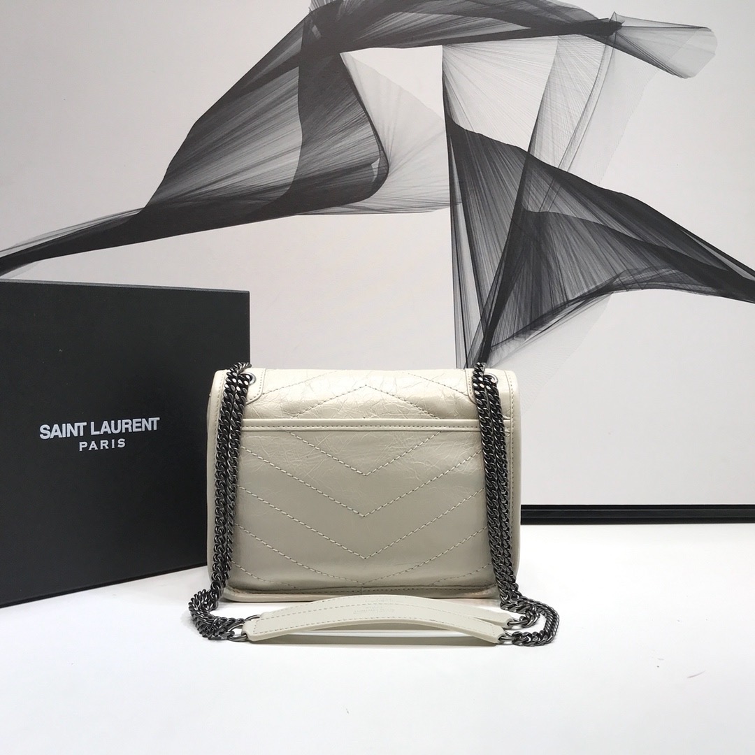 Sa1nt Lau*nt Niki Baby Chain Bag In Crinkled Vintage White For Women 8.2in/21cm Y51 6331600EN049207