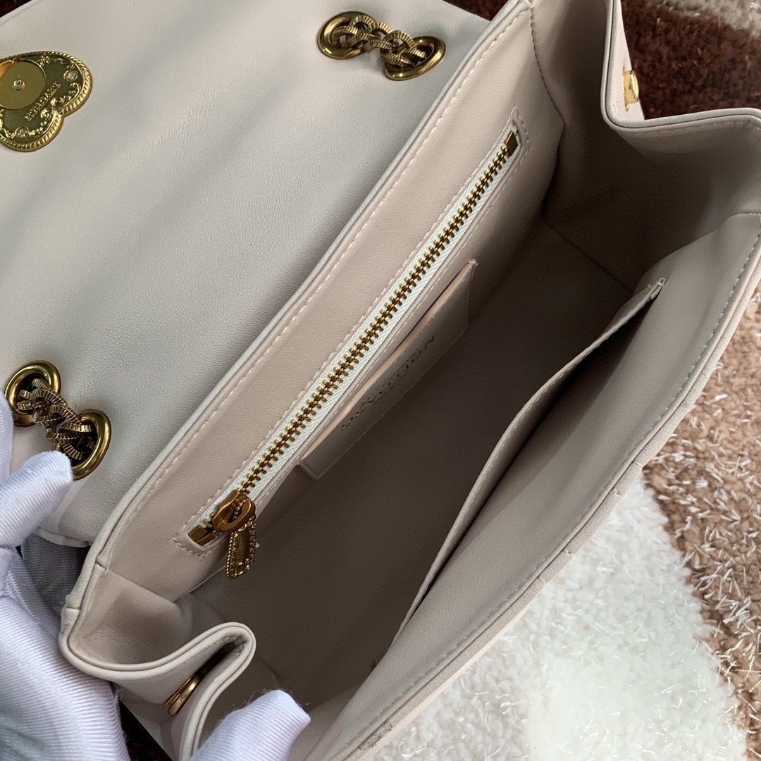 Dolce & Gabbana Medium Devotion Shoulder Bag In Quilted Nappa Pink For Women 10.2in/26cm DG