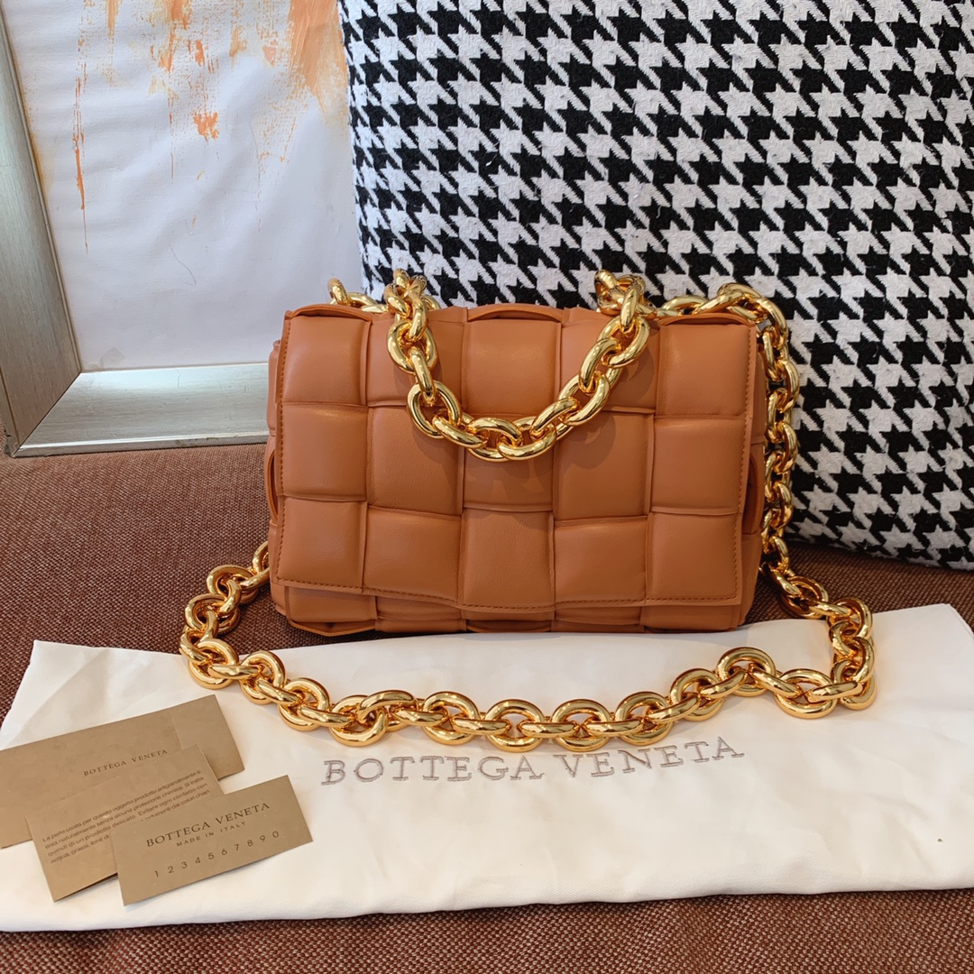 B0tt*ga Ven*ta Chain Cassette Brown, For Women, Women’s Bags 10.2in/26cm