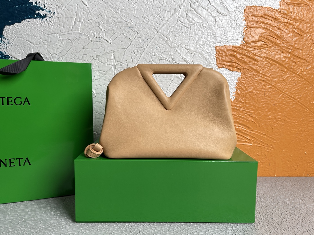 B0tt*ga Ven*ta Point Brown, For Women, Women’s Bags 8.6in/22cm