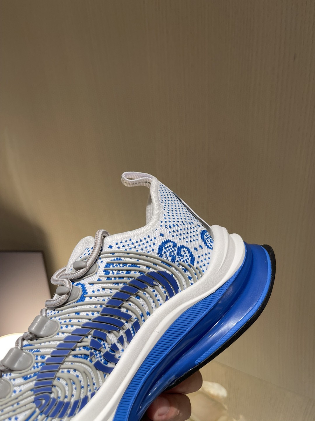 Gvc*1 Run Women’s Sneaker White Blue For Women 680900 USN10 8485