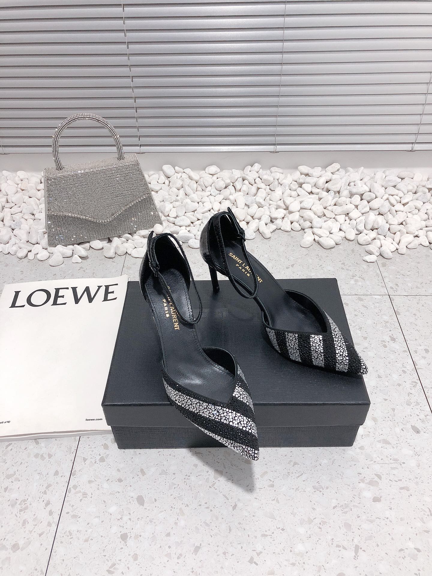 Sa1nt Lau*nt Women’s Glittering Rhinestone Embellished Pumps Black For Women Y51