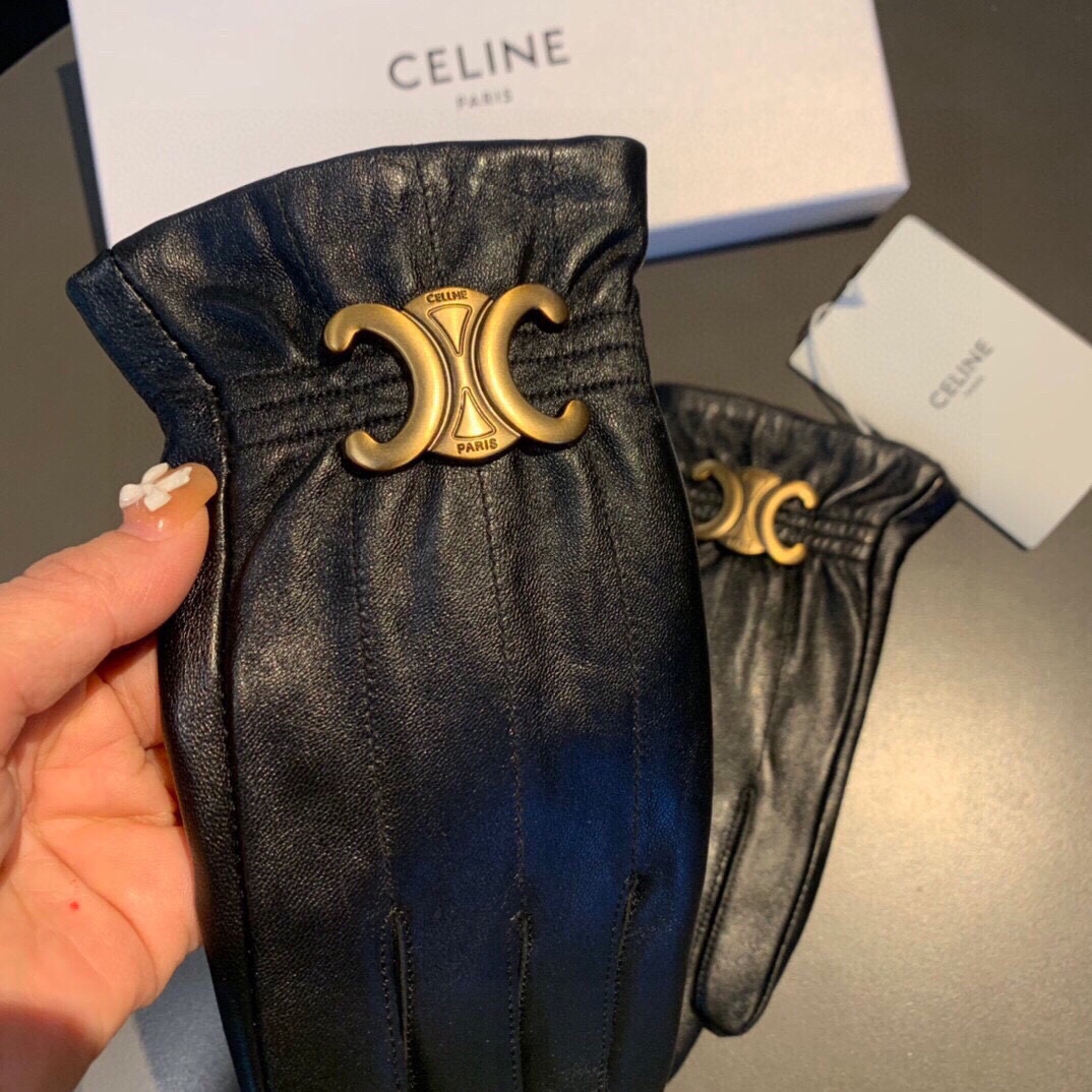 Ce1i*e Triomphe Gloves In Black