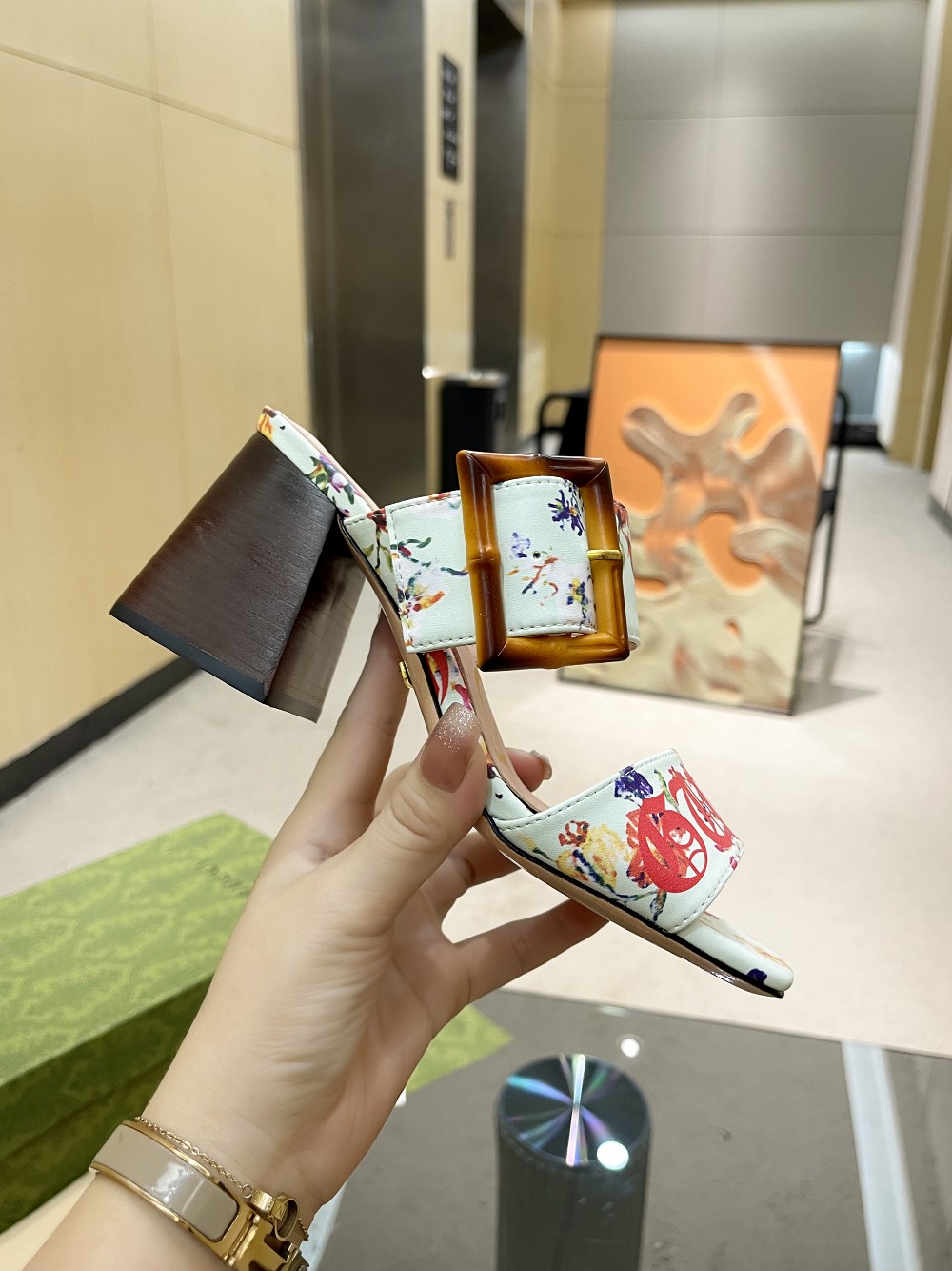 Gvc*1 Women’s ‘Soave’ Sandal With Bamboo Buckle White For Women GG‎