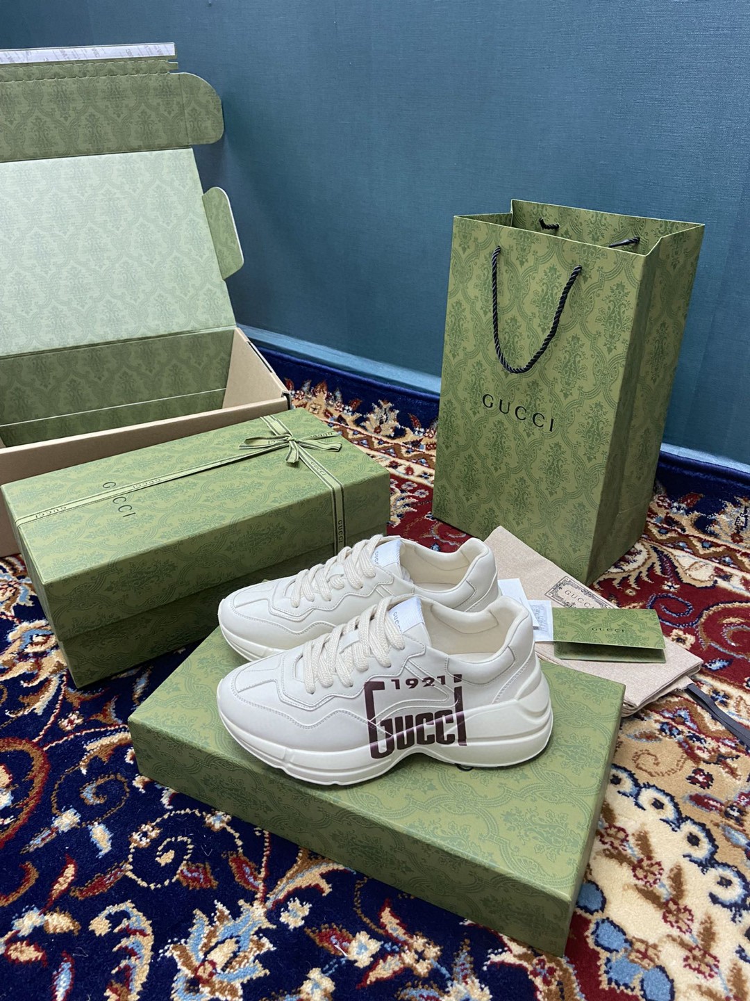 Gvc*1 Women’s Rhyton Sneakers With Logo 1921 Gvc*1 White Ivory For Women ‎684896 DRW00 9522