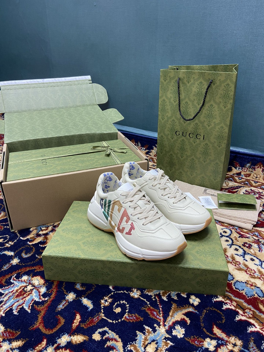 Gvc*1 Men’s Rhyton Sneakers With Glitter White Ivory For Men 524990 DRW00 9022