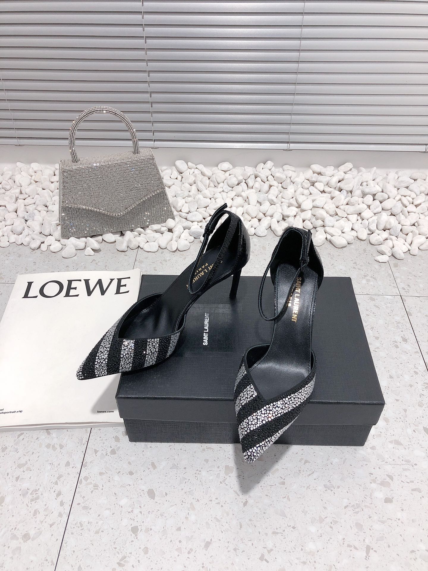 Sa1nt Lau*nt Women’s Glittering Rhinestone Embellished Pumps Black For Women Y51