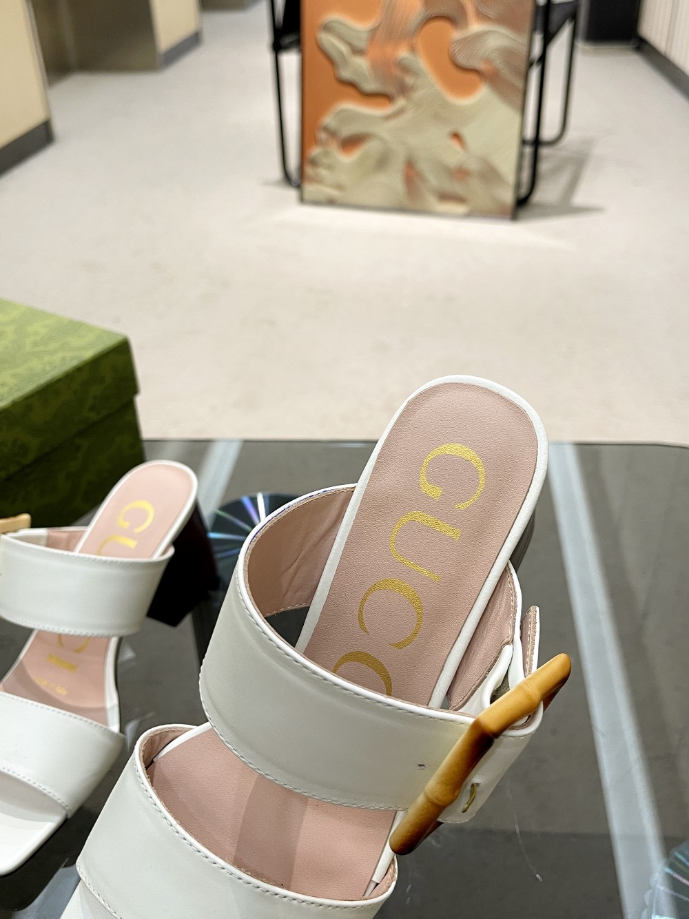 Gvc*1 Women’s Sandal With Bamboo Buckle White For Women GG‎ 674821 C9D00 9022