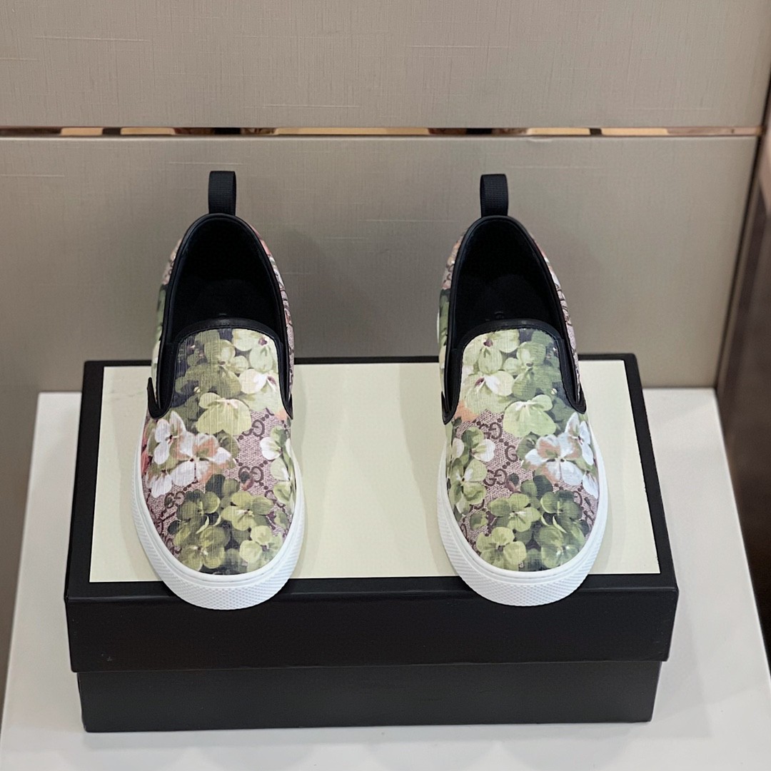 Gvc*1 Men’s GG Svp*me Slip-On With Floral Green For Men 546152