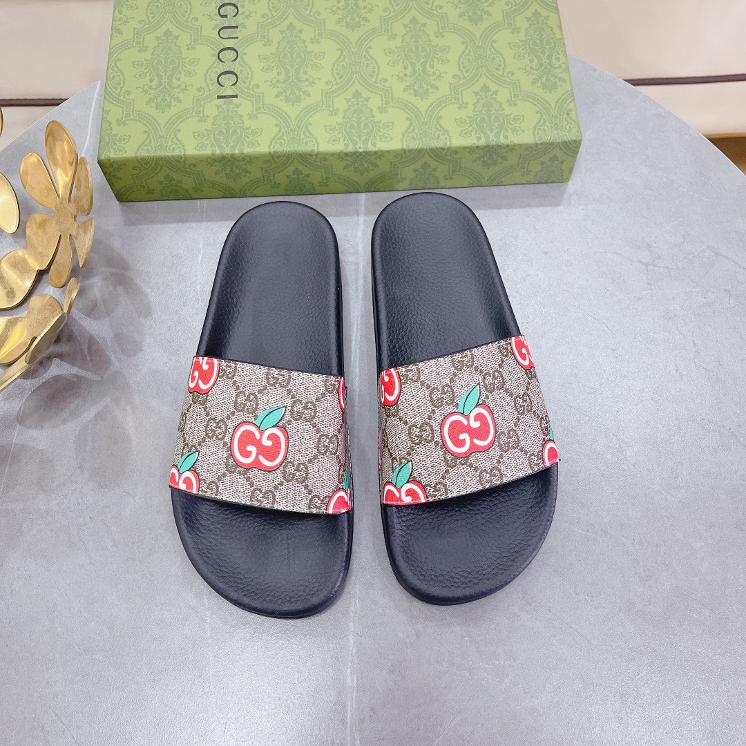 Gvc*1 Women’s Slide Sandal With GG Apple Black For Women 407345