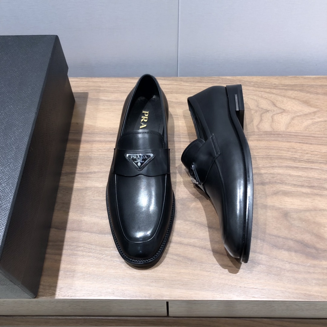 Pra*a Brushed Loafers Black For Men 1in/25mm PRD 2DB180_P39_F0002_F_G001