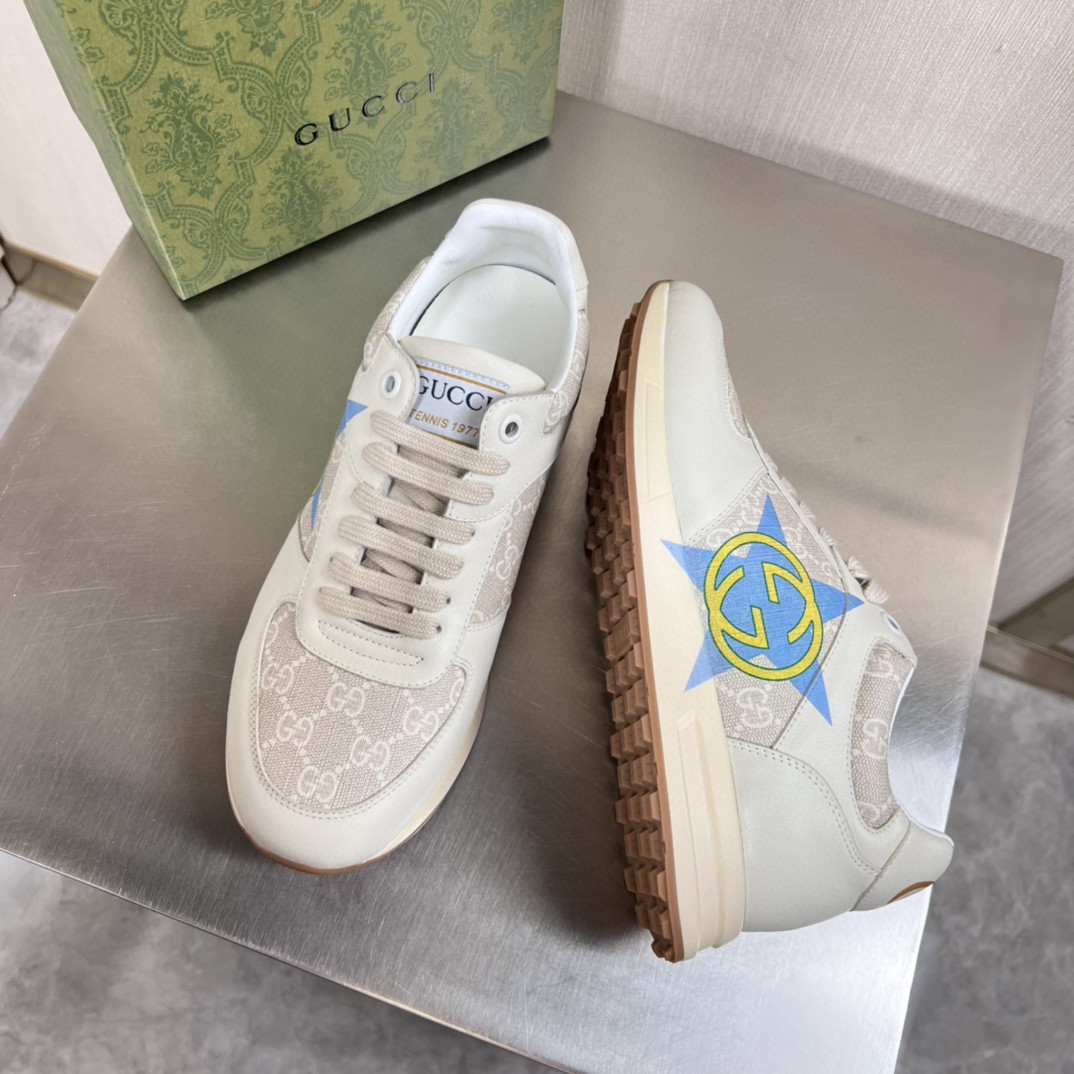 Gvc*1 Men’s GG Star Print Sneaker Light Blue Gray For Men GG Shoes 669582