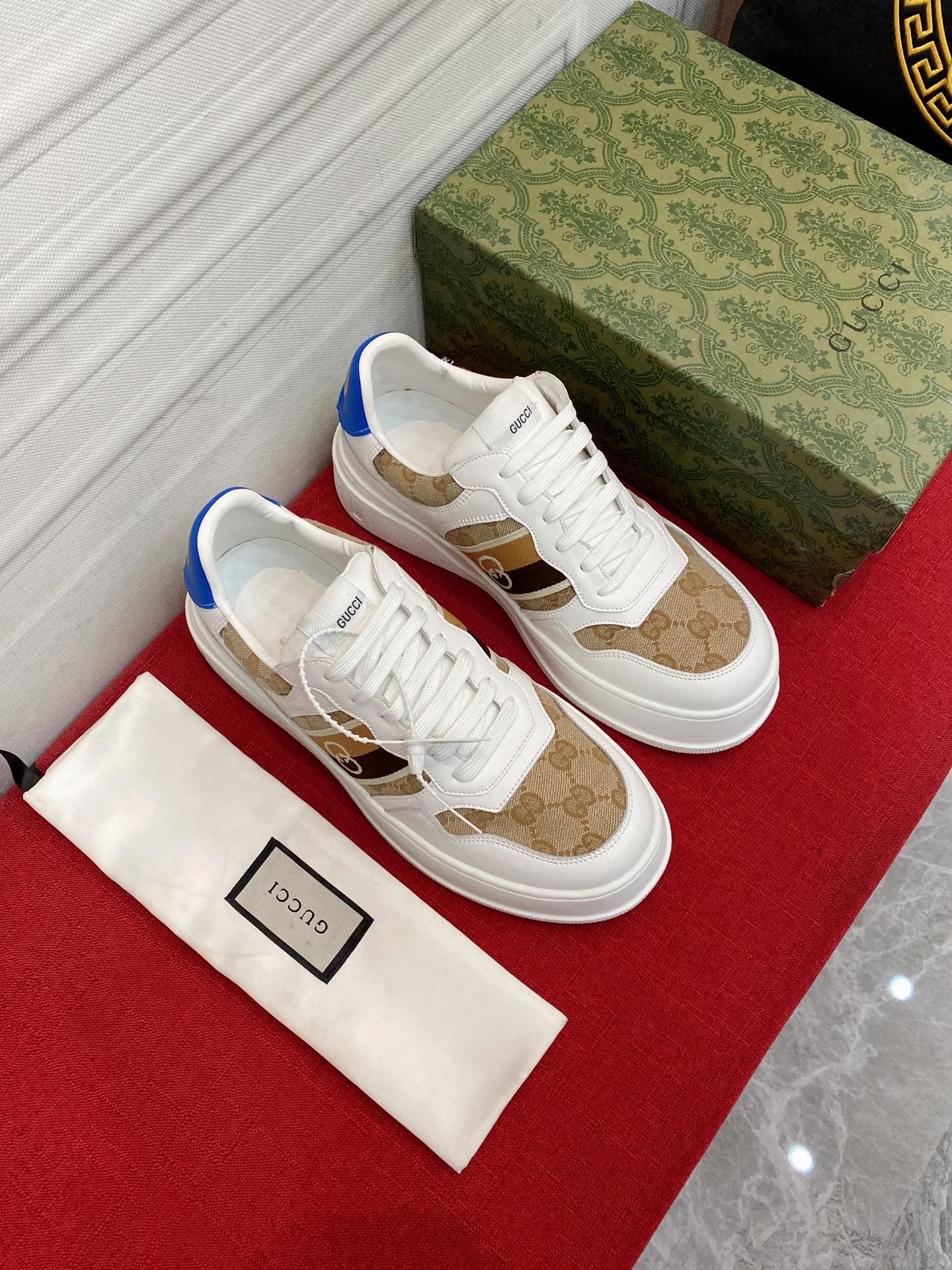 Gvc*1 Men’s GG Sneaker With Web White And Beige For Men 669698