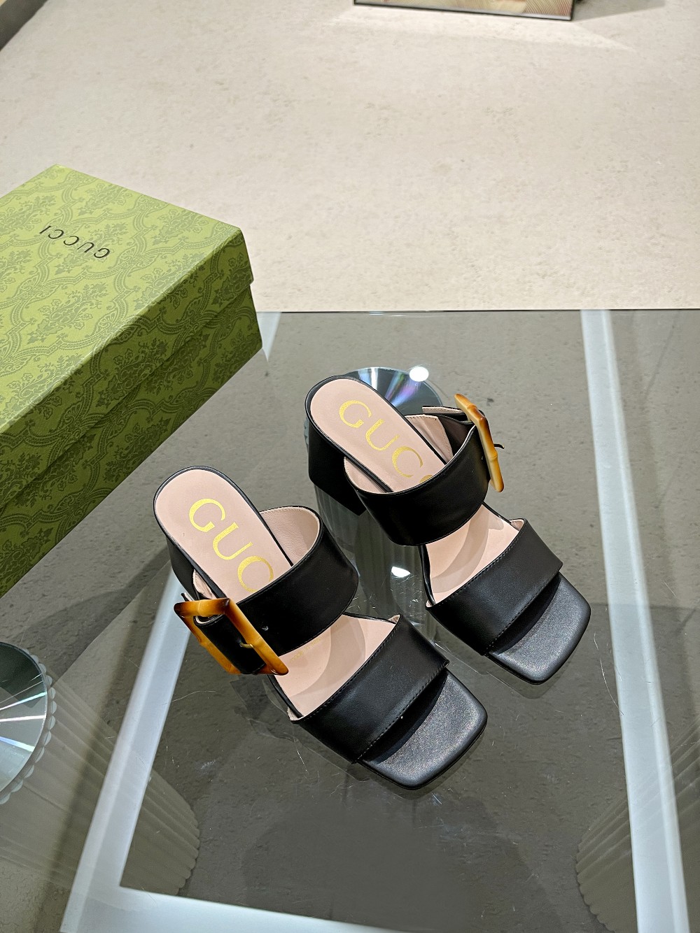 Gvc*1 Women’s Sandal With Bamboo Buckle Black For Women GG