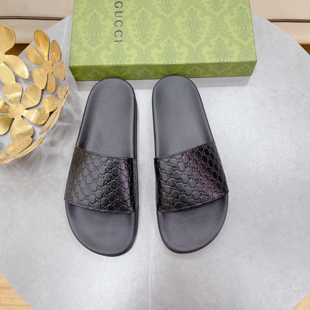 Gvc*1 Women’s Embossed GG Slide Sandal Black For Women 407345