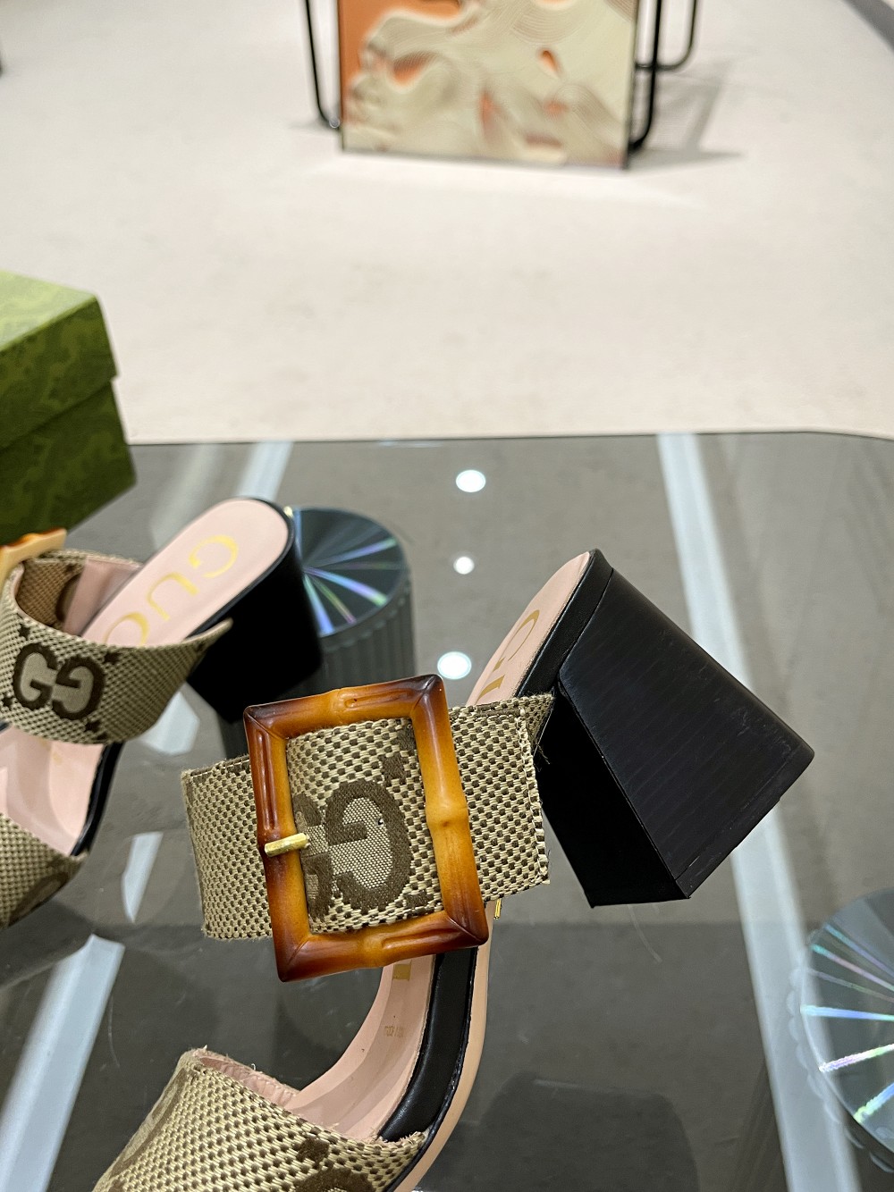 Gvc*1 Women’s Sandal With Bamboo Buckle Beige For Women GG‎