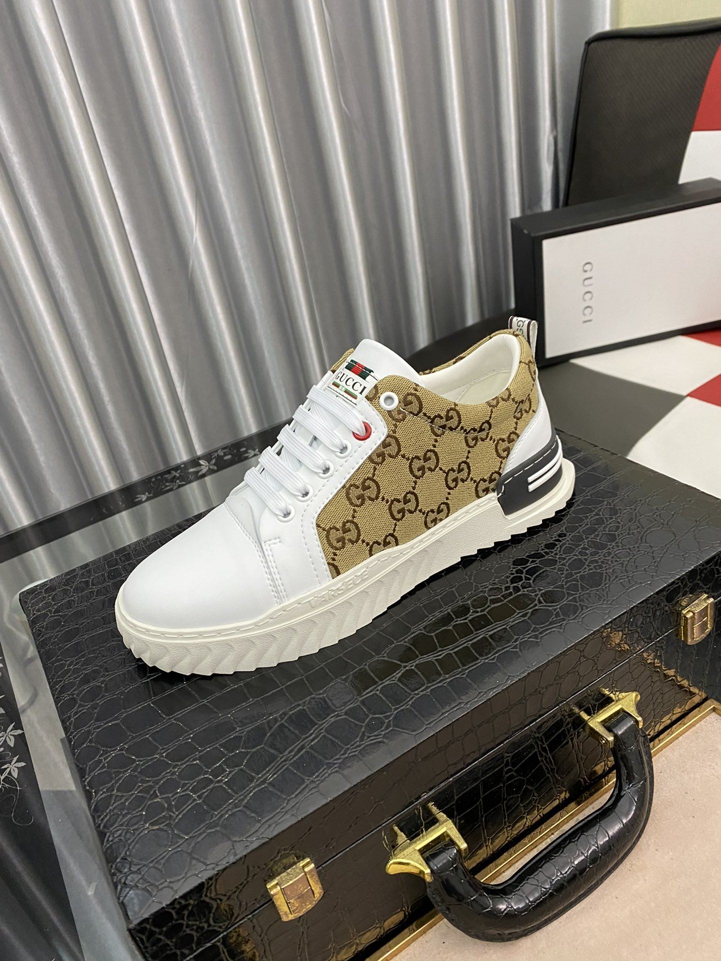 Gvc*1 Men’s GG Ace Sneaker Yellow And White For Men