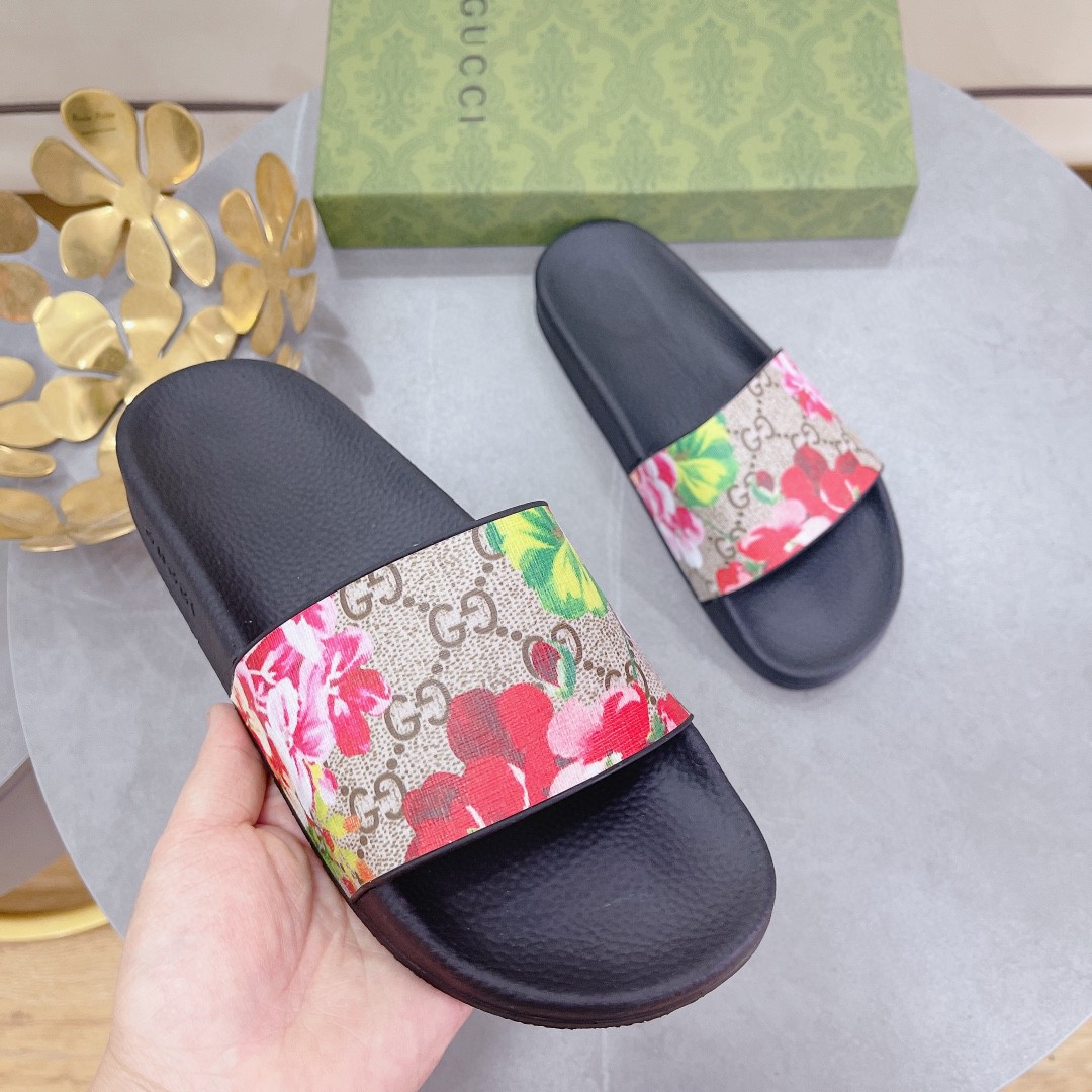 Gvc*1 Women’s Slides Bloom Print Red For Women 408508 G2200 8919
