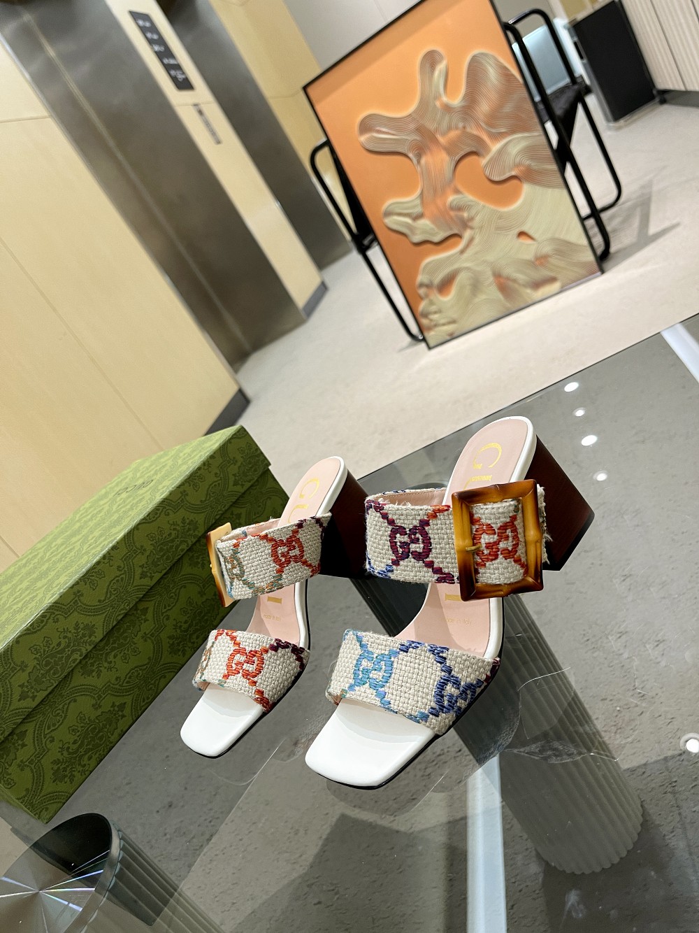 Gvc*1 Women’s Sandal With Bamboo Buckle White For Women GG